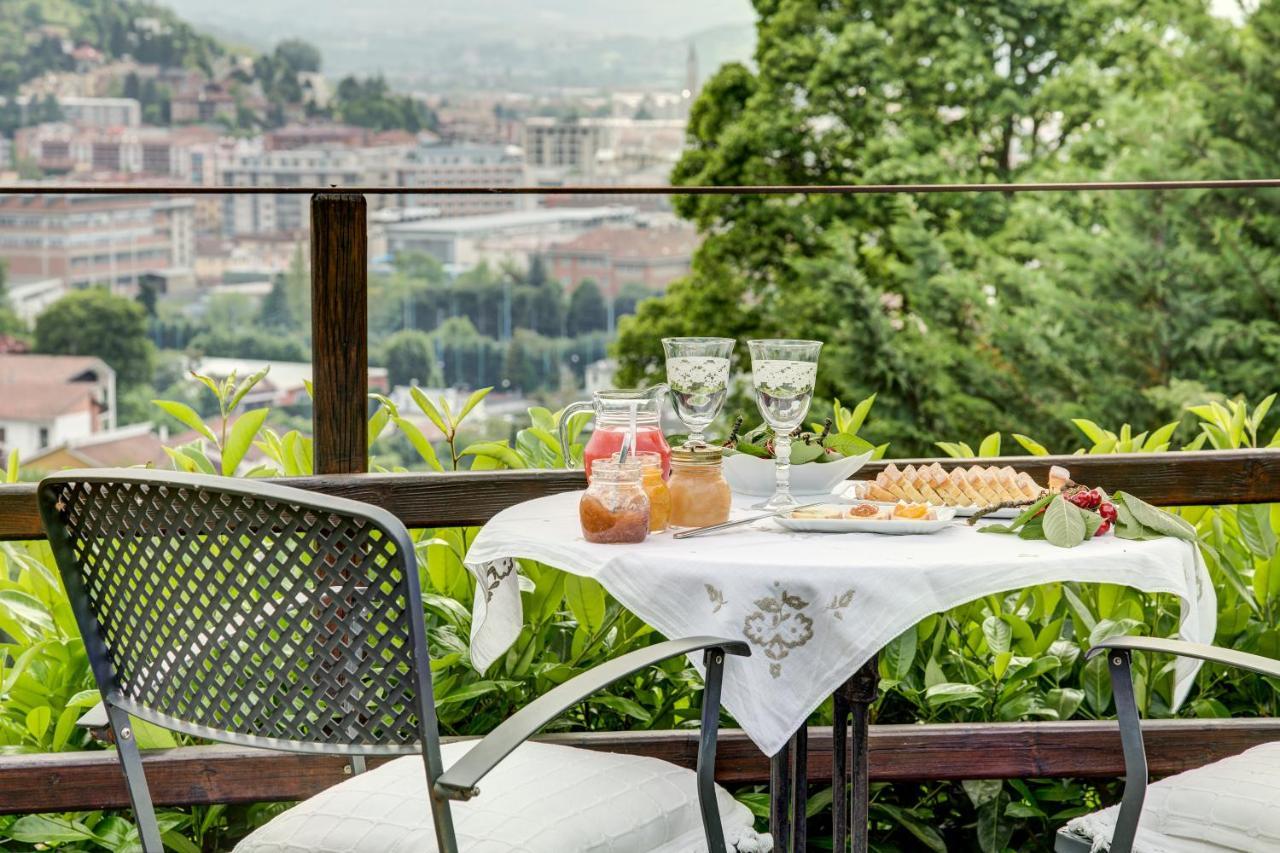 Villa La Favorita Alba  Luaran gambar