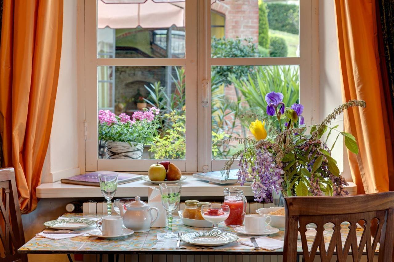 Villa La Favorita Alba  Luaran gambar