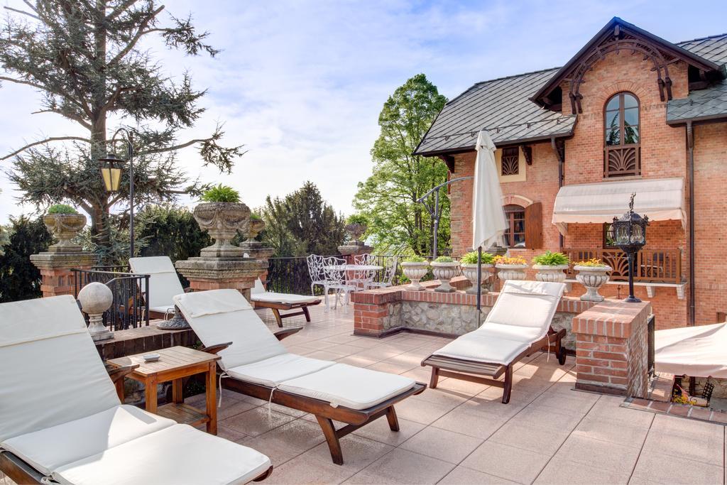 Villa La Favorita Alba  Luaran gambar